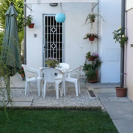 Bed & Breakfast 3B 